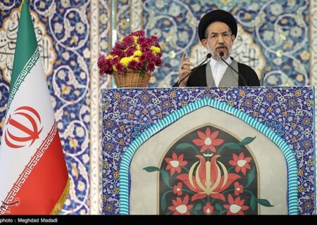 ابوترابی: مسئولان درباره مشکلات اقتصادی و راه‌حل آن با مردم سخن بگویند