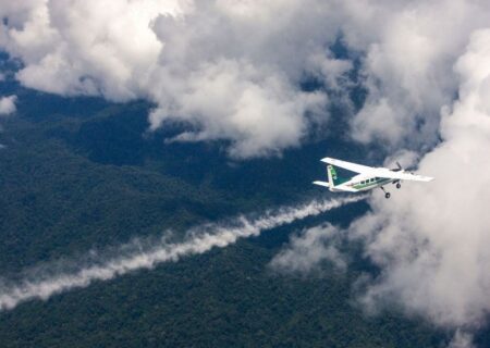 پروازهای بارورسازی ابرها تا پایان بهار ادامه دارد