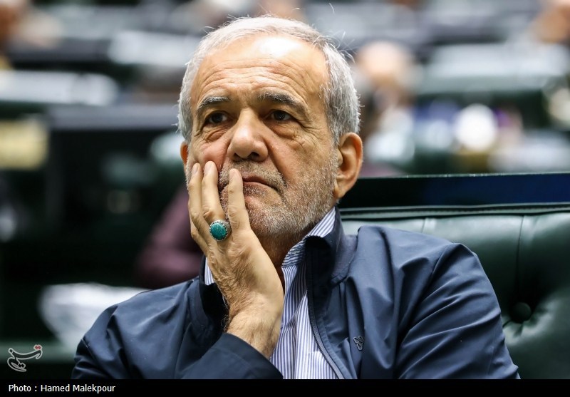 پزشکیان: تضعیف داخلی به کشور آسیب جدی میزند