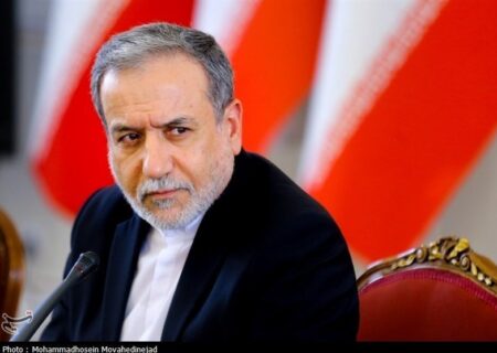 عراقچی خطاب به آمریکایی‌ها: به‌جای فریب جهان، دنبال دیپلماسی شرافتمندانه باشید