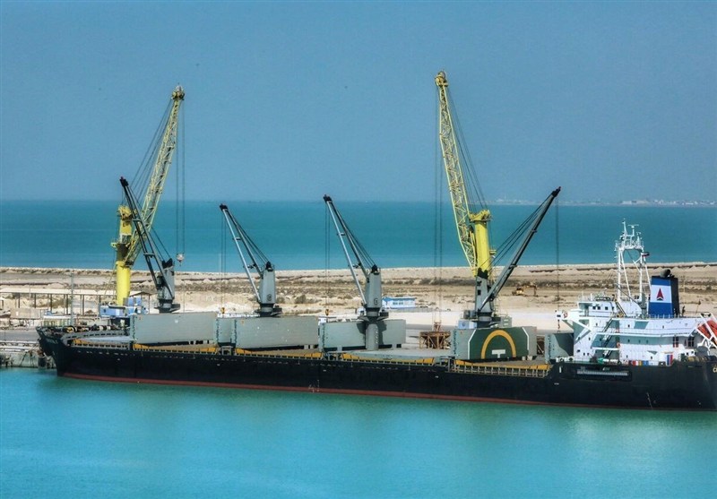 ورود کشتی 3 هزار تنی گندم به بندر نوشهر