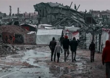 وضعیت بحرانی آوارگان غزه در زمستان/ یک نوزاد دیگر از شدت سرما جان داد