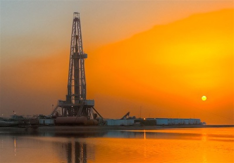 ادامه وقتکشی در توسعه بزرگترین میدان مشترک نفتی ایران/ تعلل بانکها برای چیست؟