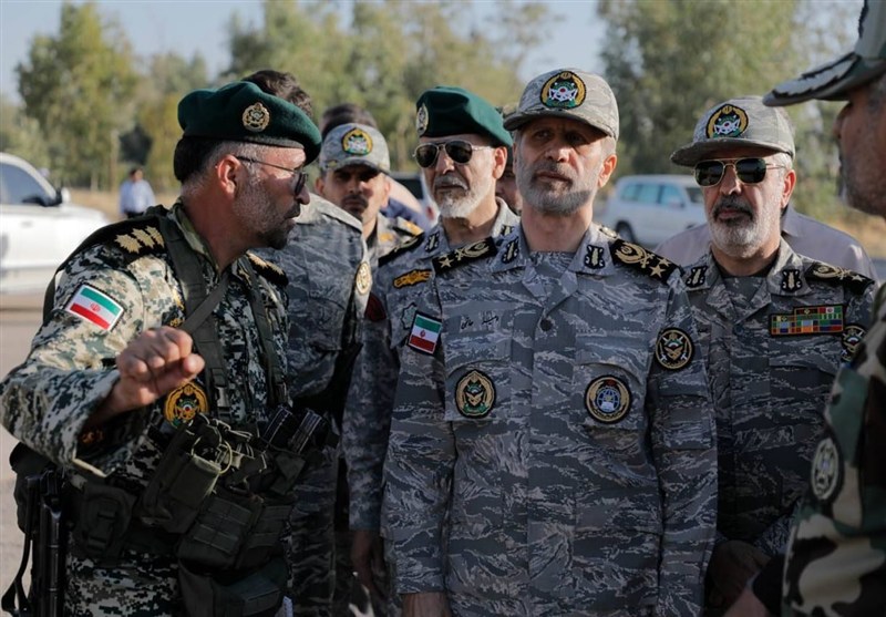 فرمانده‌کل ارتش: به هر شرارتی با قاطعیت پاسخ خواهیم داد