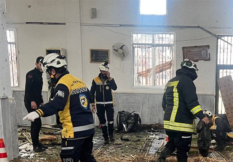 8 شهید و 21 زخمی در انفجار مسجدی در حمص سوریه