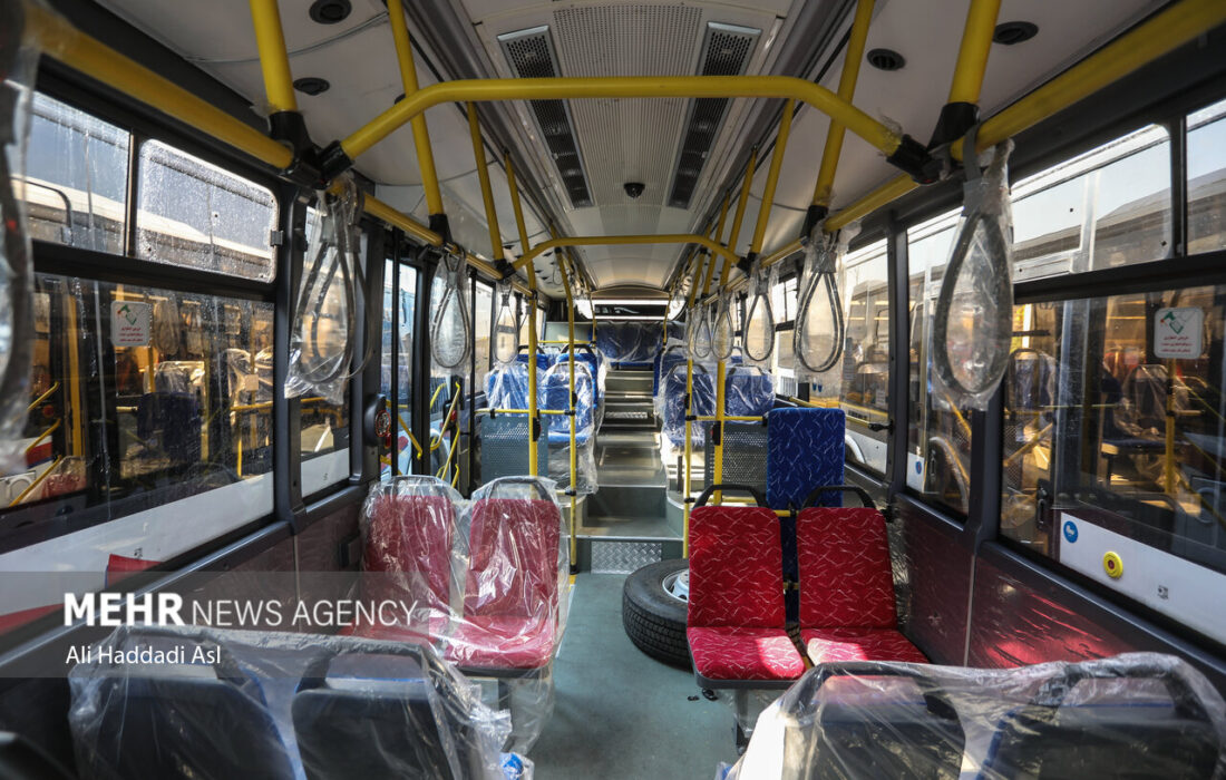 ورود ۳۵ اتوبوس دوکابین جدید به خطوط تندرو تهران