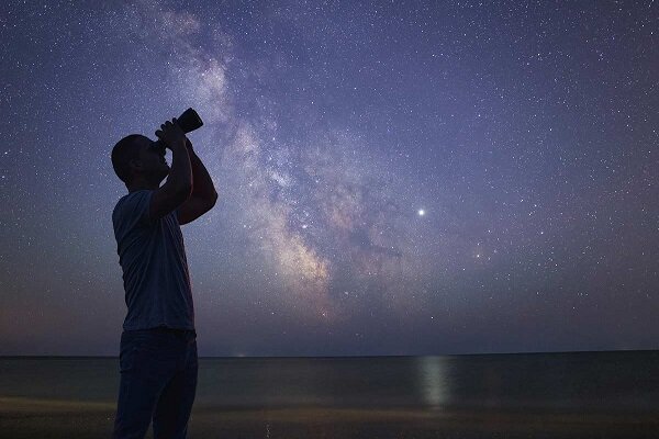 میراث: گردشگران ورامینی امشب بارش شهابی جوزایی را رصد می‌کنند