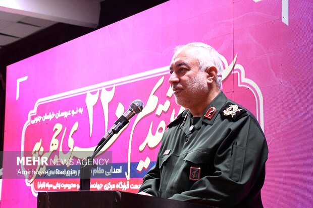 آیین اهدای ۲۲۰ سری جهیزیه در بیرجند