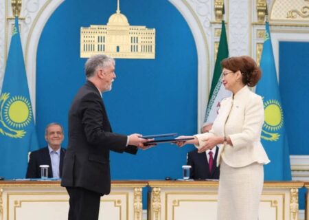 ایران و قزاقستان تفاهمنامه سینمایی امضا کردند