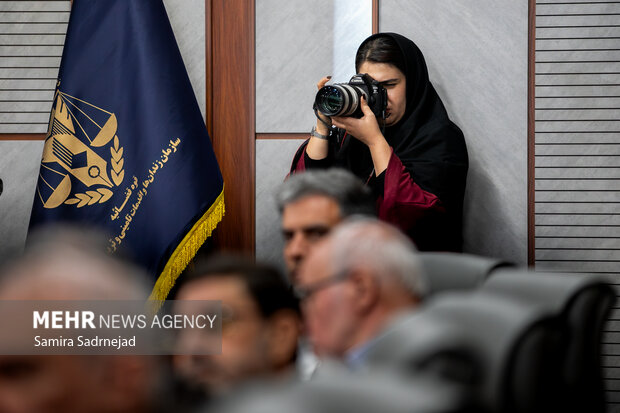 رونمایی از سامانه‌های اقدامات حمایتی، اشتغال و کارآفرینیِ سازمان زندان‌ها