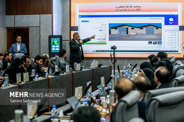 رونمایی از سامانه‌های اقدامات حمایتی، اشتغال و کارآفرینیِ سازمان زندان‌ها