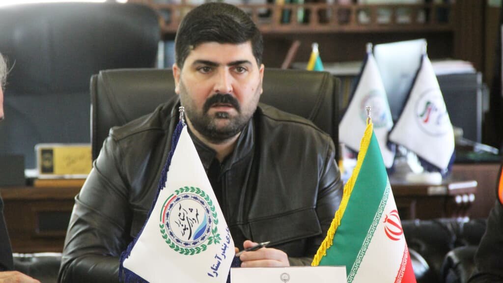 الوان پور: آسفالت اصولی در شاهراه ترانزیتی آستارا ضرورت دارد