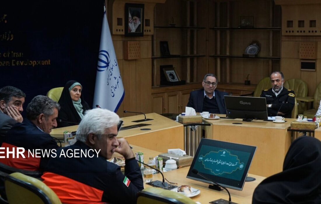 جلسه اضطراری وزیر راه در پی هشدار قرمز هواشناسی برای ۴ استان کشور