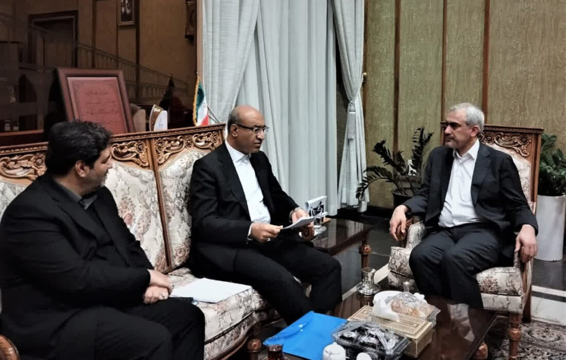 پیگیری مطالبات کلان اقتصادی کرمانشاه در دیدار استاندار با وزیر اقتصاد