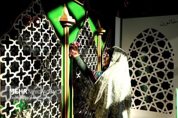 غبارروبی امامزاده زبیده خاتون همدان