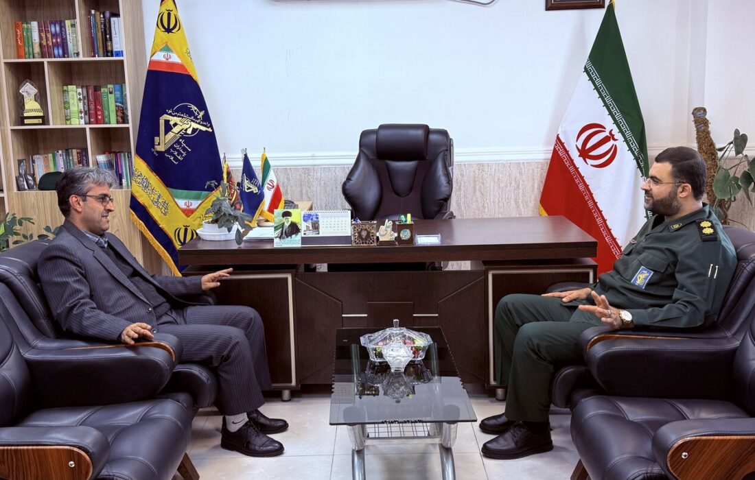 تأکید فرمانده سپاه خارگ بر تقویت تعامل و همکاری‌ها در جزیره