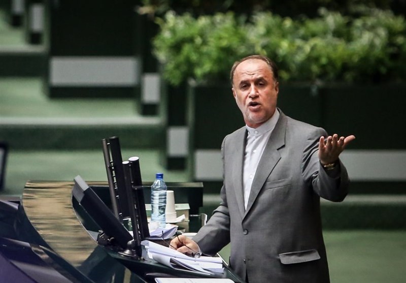 آقای حاجی‌بابایی در این وضعیت آش را شورتر نکنید