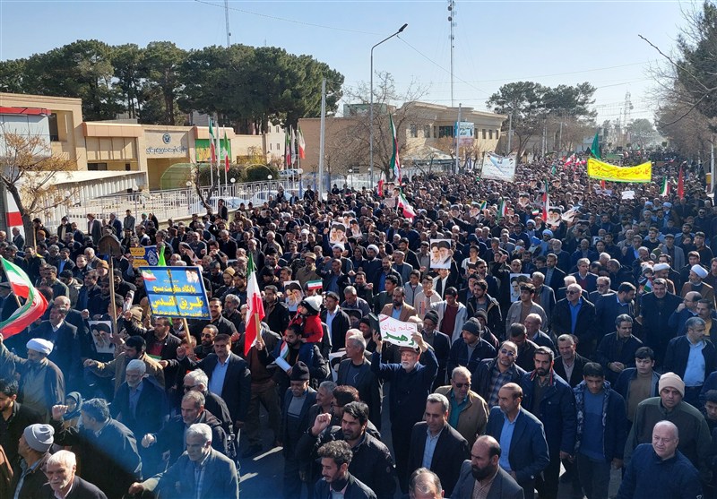 قیام یکپارچه ایرانی‌ها در محکومیت اغتشاشگران مسلح