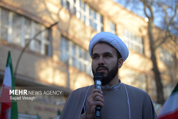 تجمع مردم همدان در اعتراض به وضعیت معیشتی و محکومیت اغتشاشات