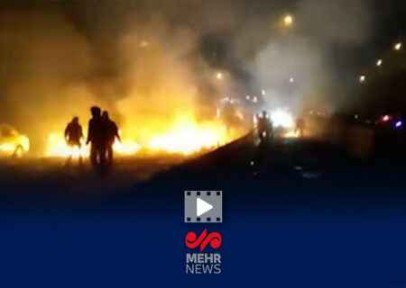 فیلمی از تخریب اموال عمومی توسط اغتشاشگران در بزرگراه امام علی(ع)