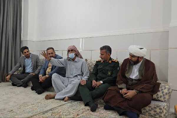 امام جمعه جاسک: دشمنی‌ها علیه انقلاب با ایستادگی مردم ناکام ماند